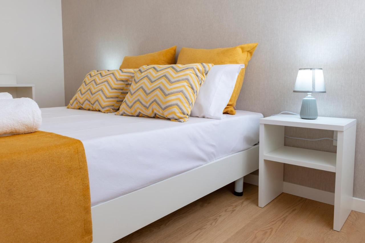 The Modern 1385 Apartment Batalha Bagian luar foto