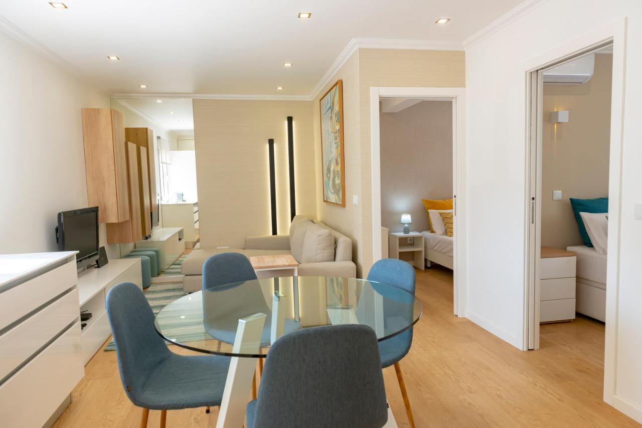 The Modern 1385 Apartment Batalha Bagian luar foto