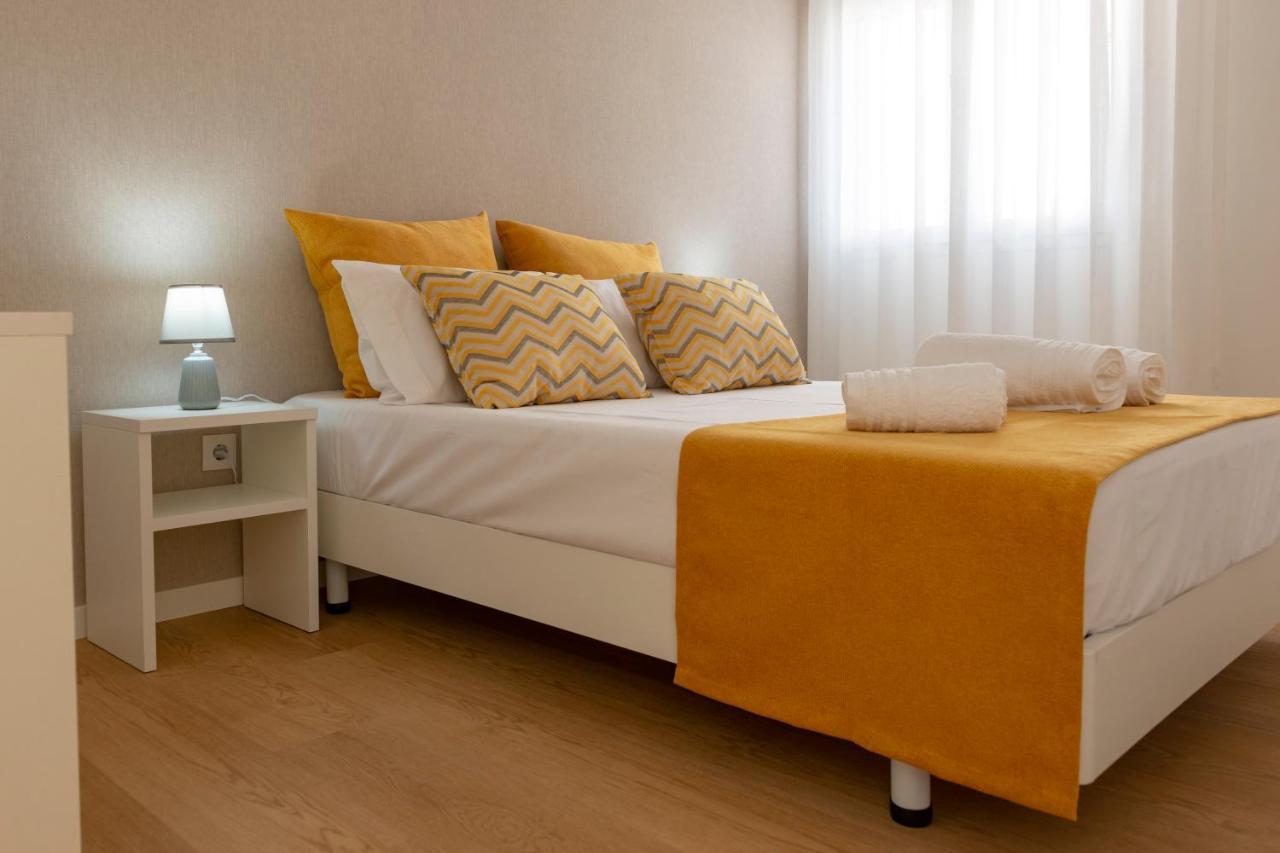 The Modern 1385 Apartment Batalha Bagian luar foto